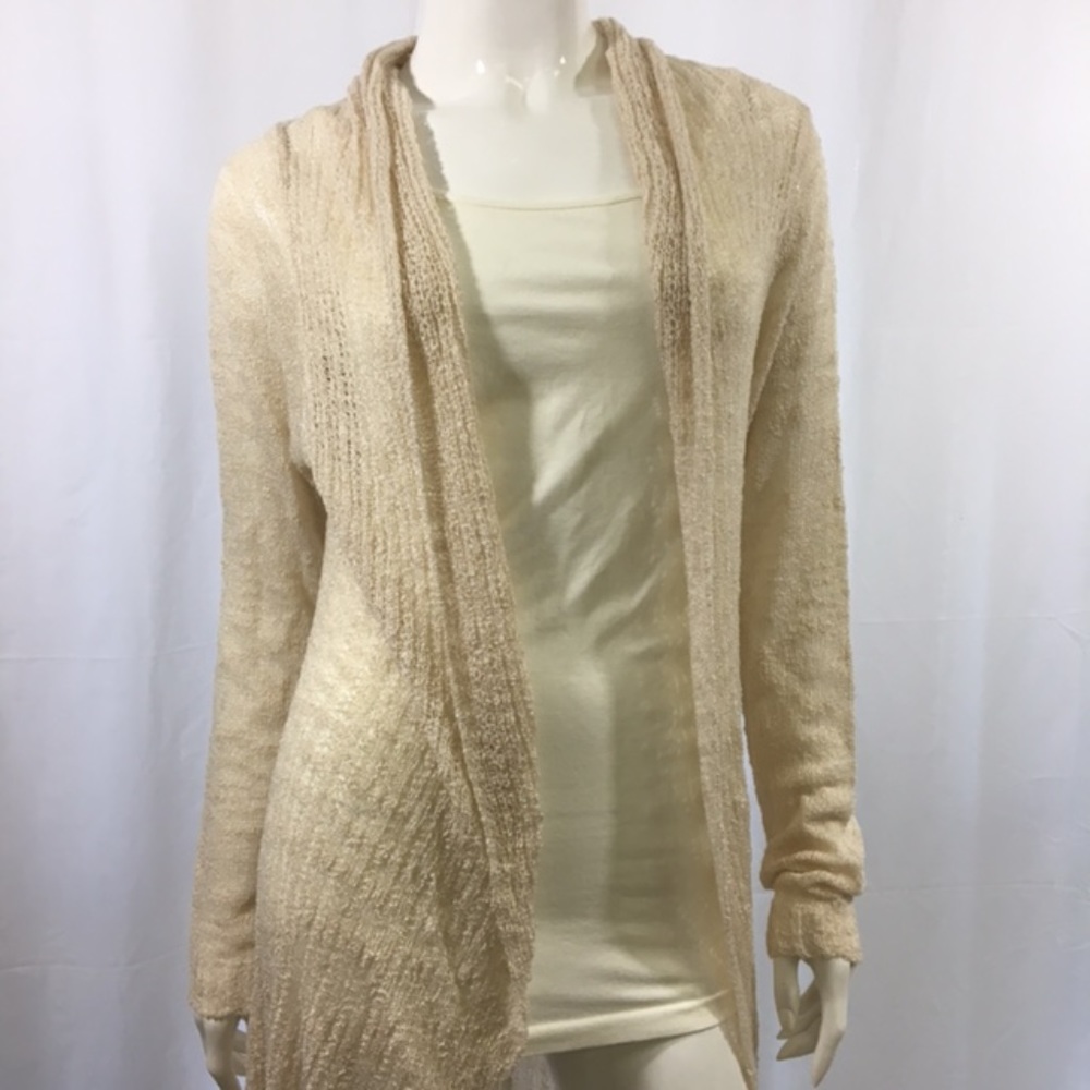 Medium Saga Off-White Cardigan 1078